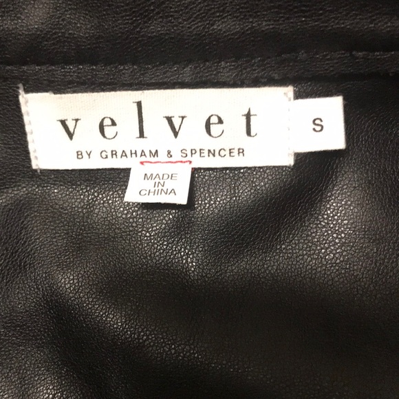 Velvet by Graham & Spencer Black Faux Leather Jacket Small Moto Biker Zip Pocket - Picture 6 of 8